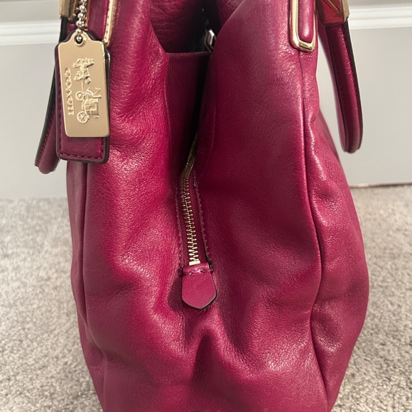 Coach Soft Leather "Edie" Handbag; Fuchsia, 2 Straps - Picture 11 of 13